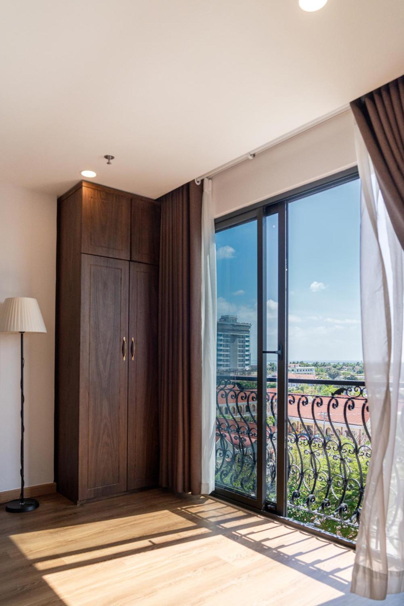 Langmandi Hotel & Apartment Дананг Екстер'єр фото